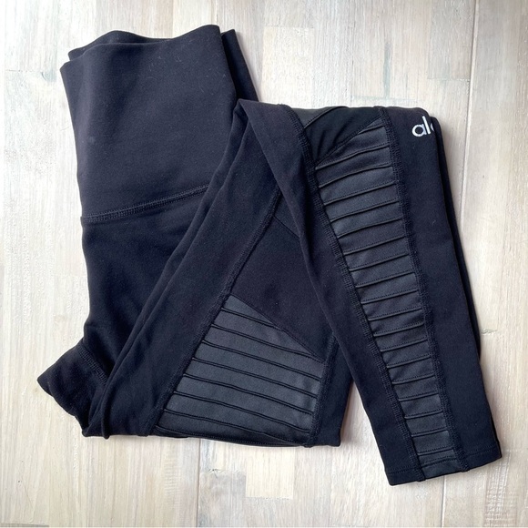 Alo Yoga High-Waist Moto Legging Black XS - Picture 11 of 12